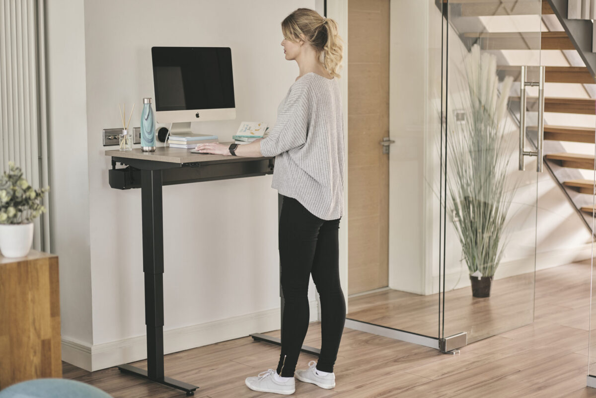 Guide to great posture for height adjustable desk